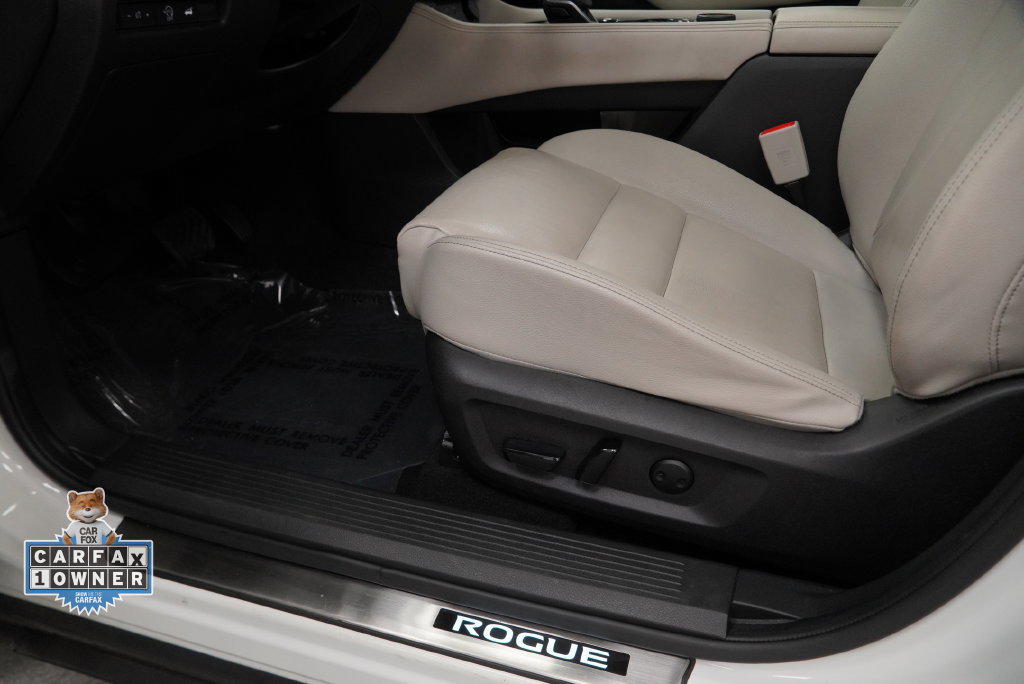 Used 2023 Nissan Rogue SL AWD/4WD image 35