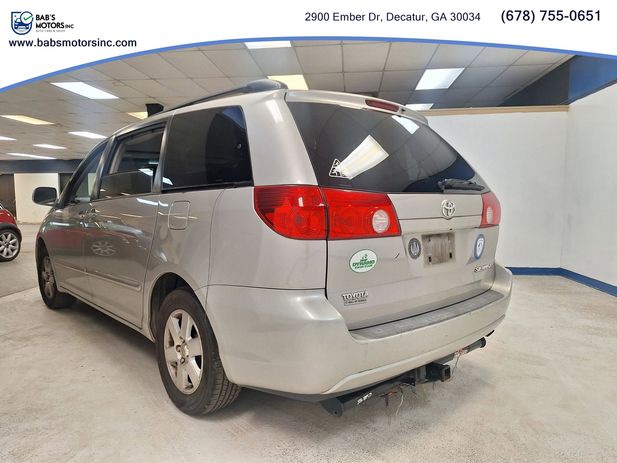 Used 2009 Toyota Sienna XLE image 7