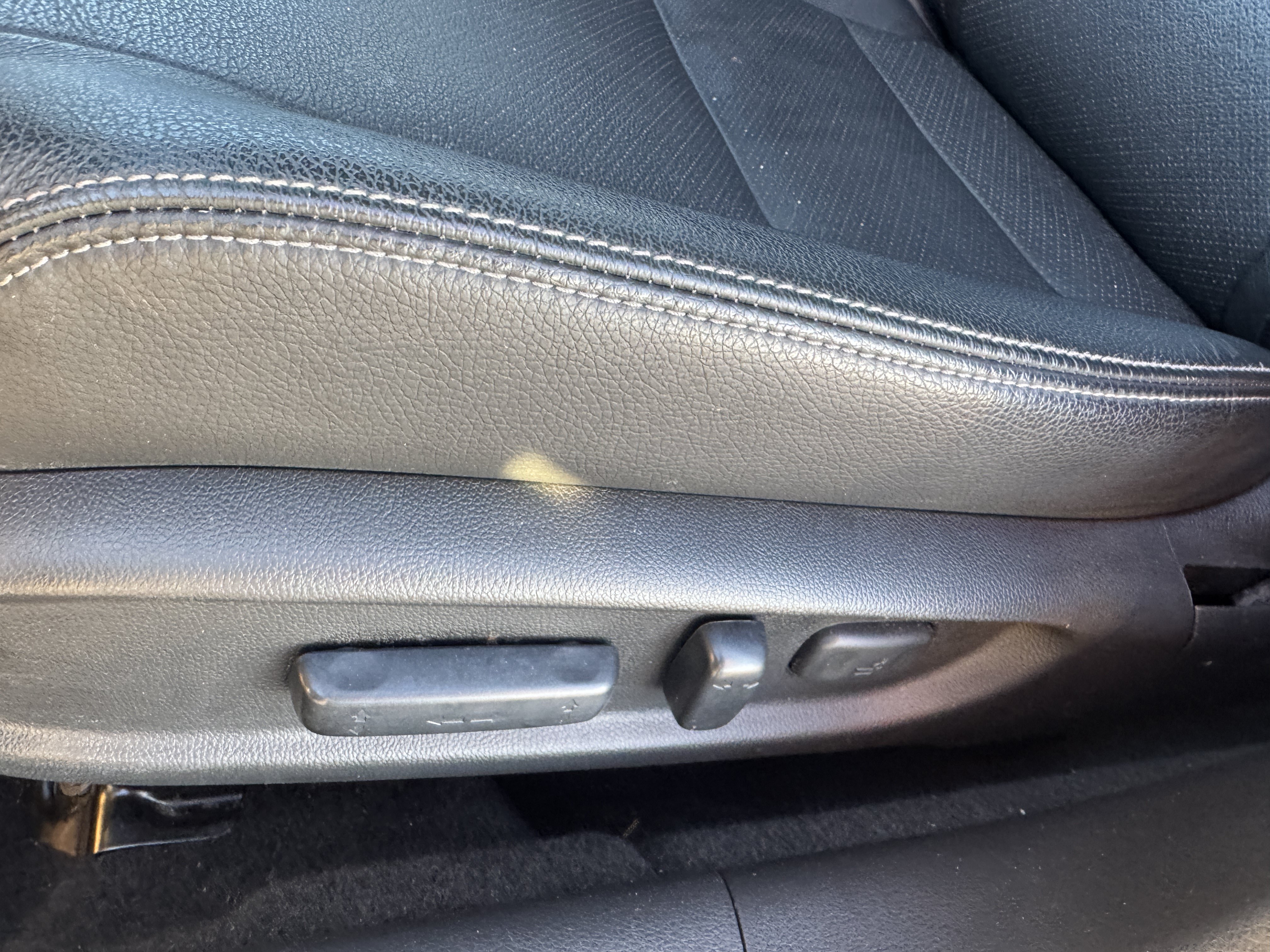Used 2017 Honda Accord EX-L image 22
