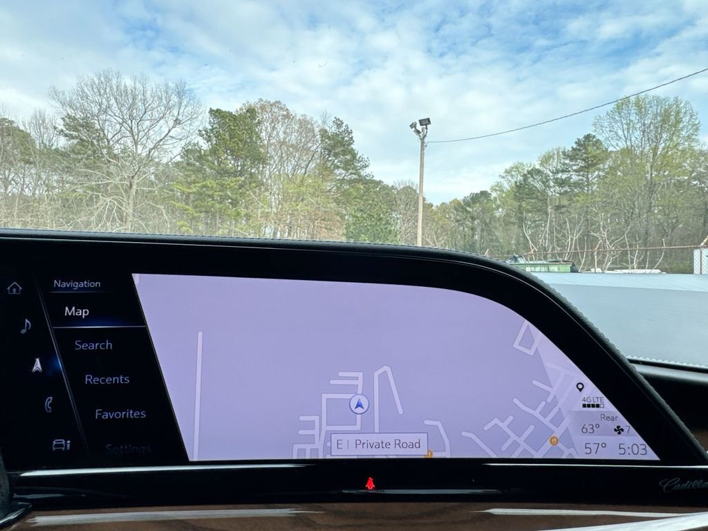 Used 2023 Cadillac Escalade ESV Premium Luxury Platinum image 27