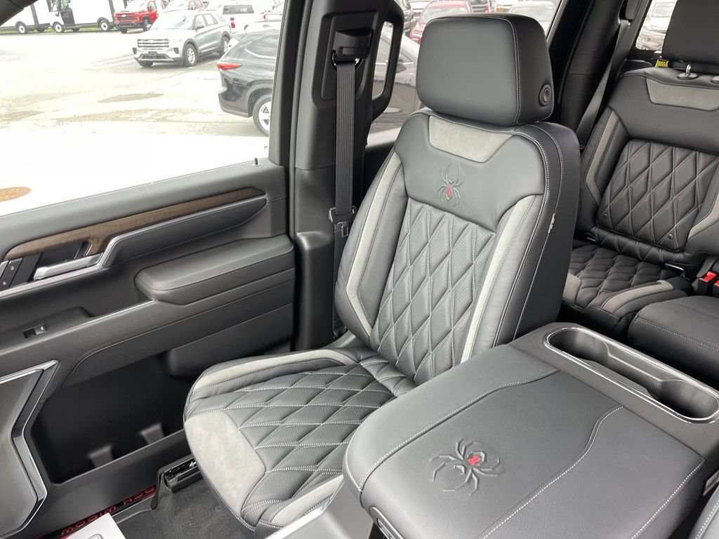 New 2026 Chevrolet Silverado 3500 High Country w/ High Country Premium Package AWD/4WD image 24
