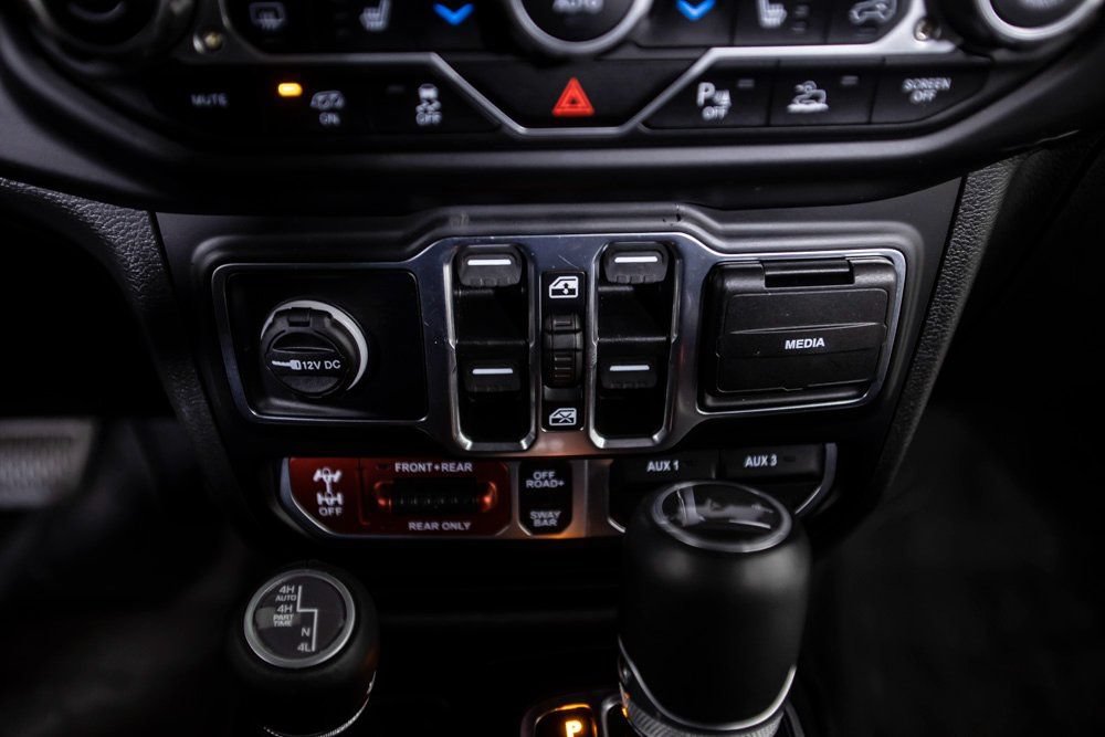 Used 2023 Jeep Wrangler Unlimited Rubicon 392 AWD/4WD image 34
