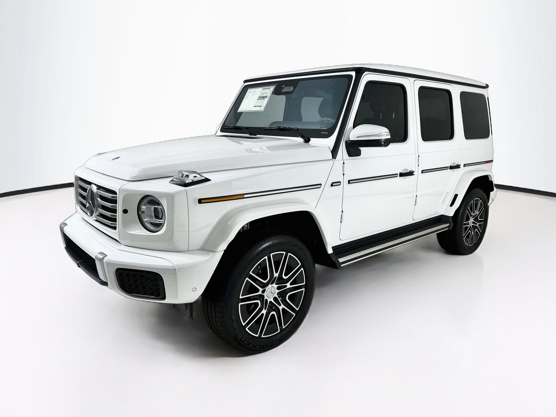 New 2027 Mercedes-Benz G 580 e image 3