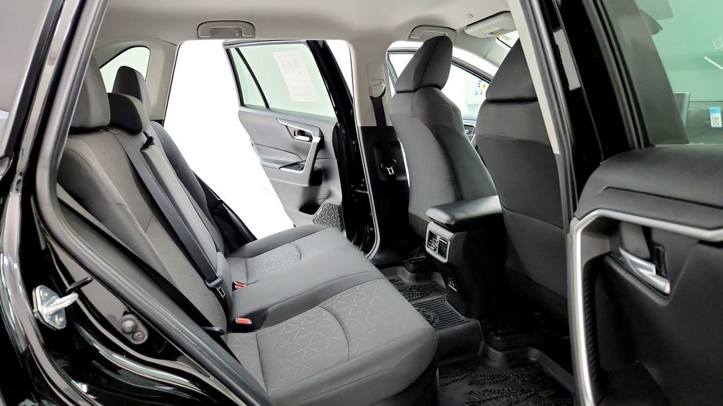 Certified 2023 Toyota RAV4 AWD Hybrid image 18