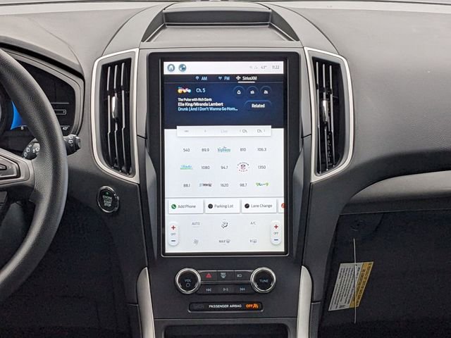 New 2024 Ford Edge SE w/ Black Appearance Package image 14