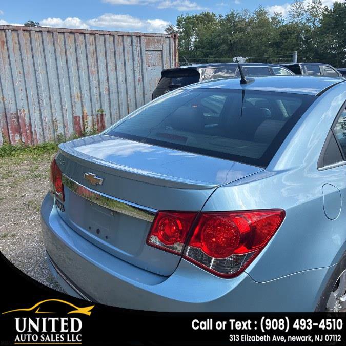 Used 2012 Chevrolet Cruze LT w/ All-Star Edition FWD image 6