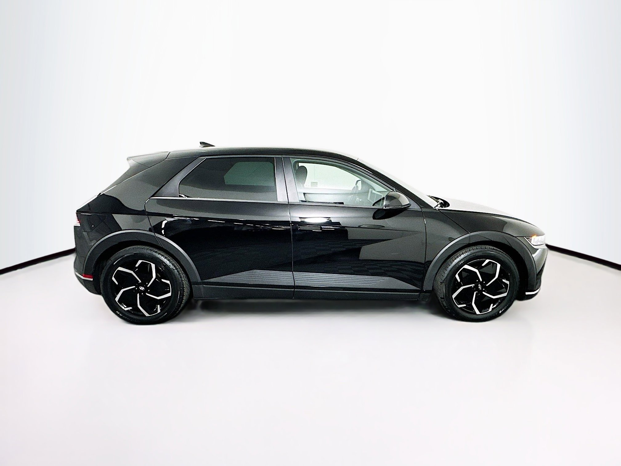 Used 2024 Hyundai Ioniq 5 SEL image 10