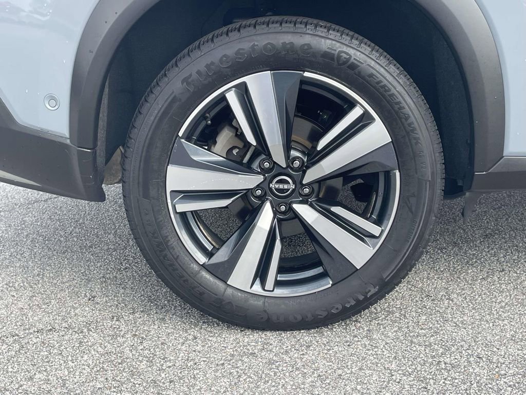 Used 2023 Nissan Rogue Platinum w/ Platinum Premium Package image 7