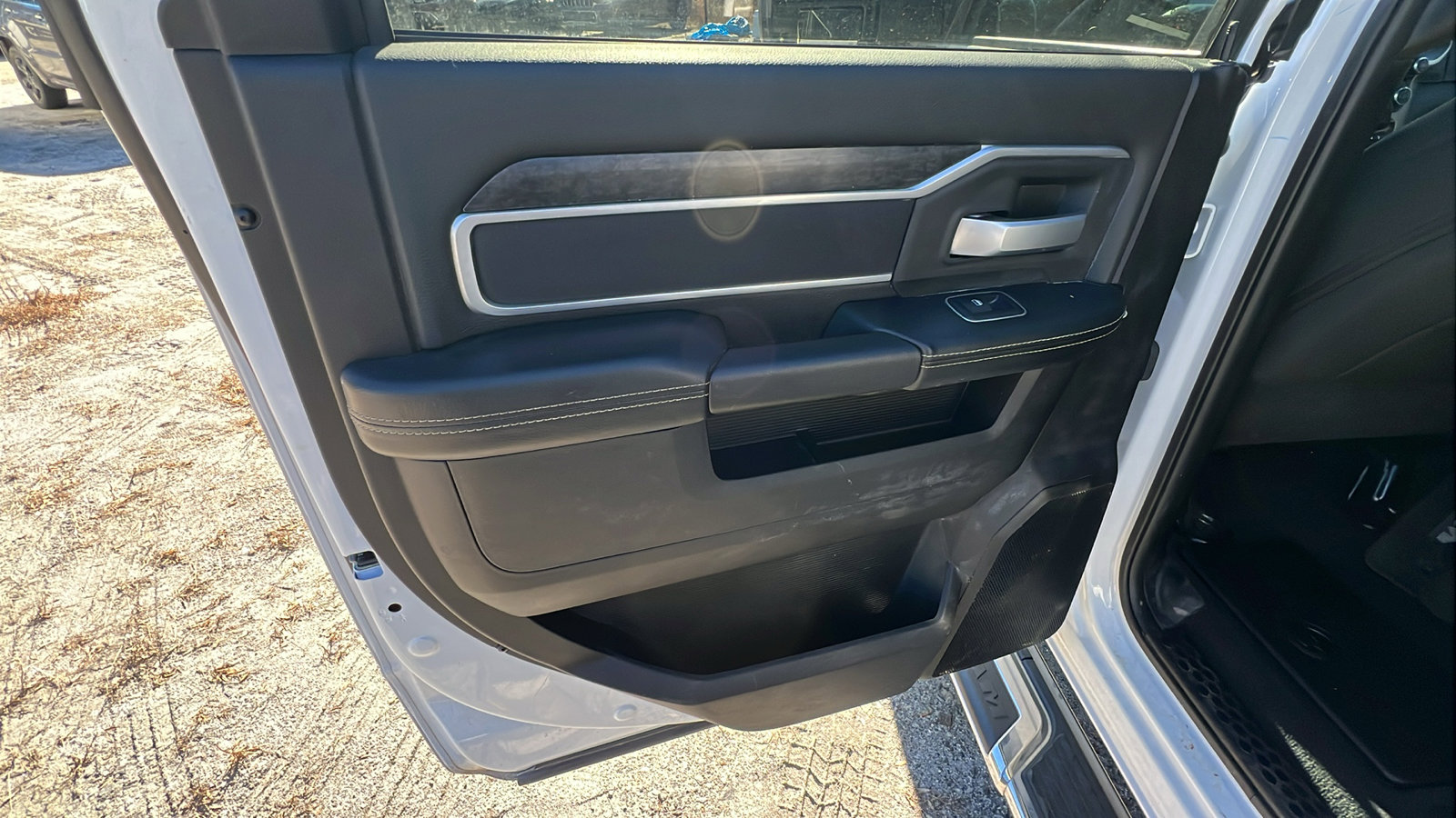 Used 2024 RAM 2500 Big Horn image 22