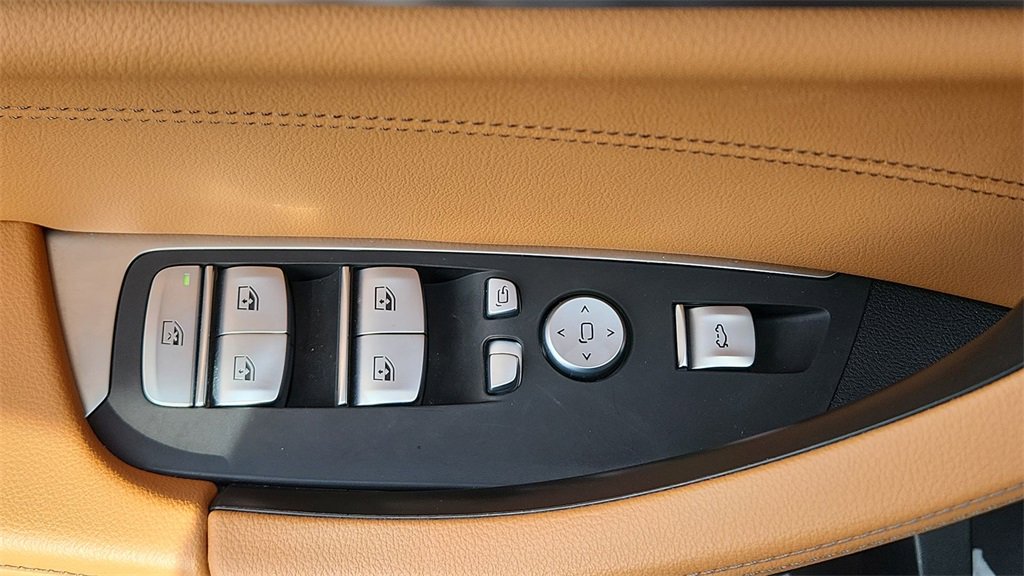 Used 2022 BMW X4 M40i image 17