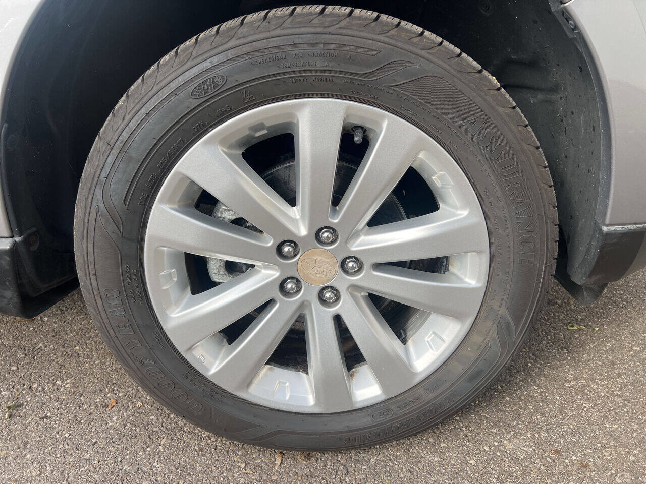 Used 2011 Subaru Forester 2.5X Limited image 28