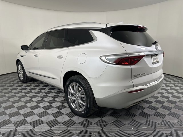 Used 2023 Buick Enclave Premium w/ Experience Buick Package image 6