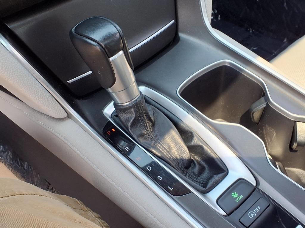 Used 2021 Honda Accord EX-L image 16