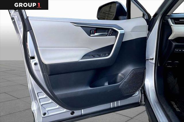 Certified 2019 Toyota RAV4 XLE Premium FWD image 22
