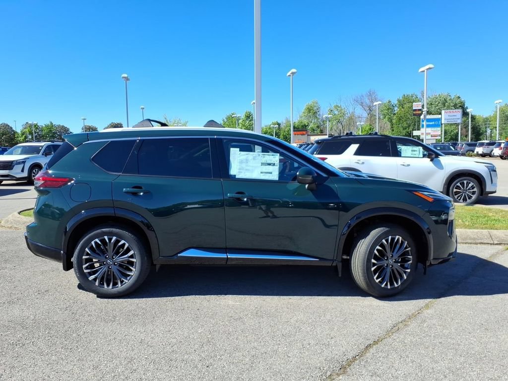 New 2026 Nissan Rogue Platinum AWD/4WD image 2