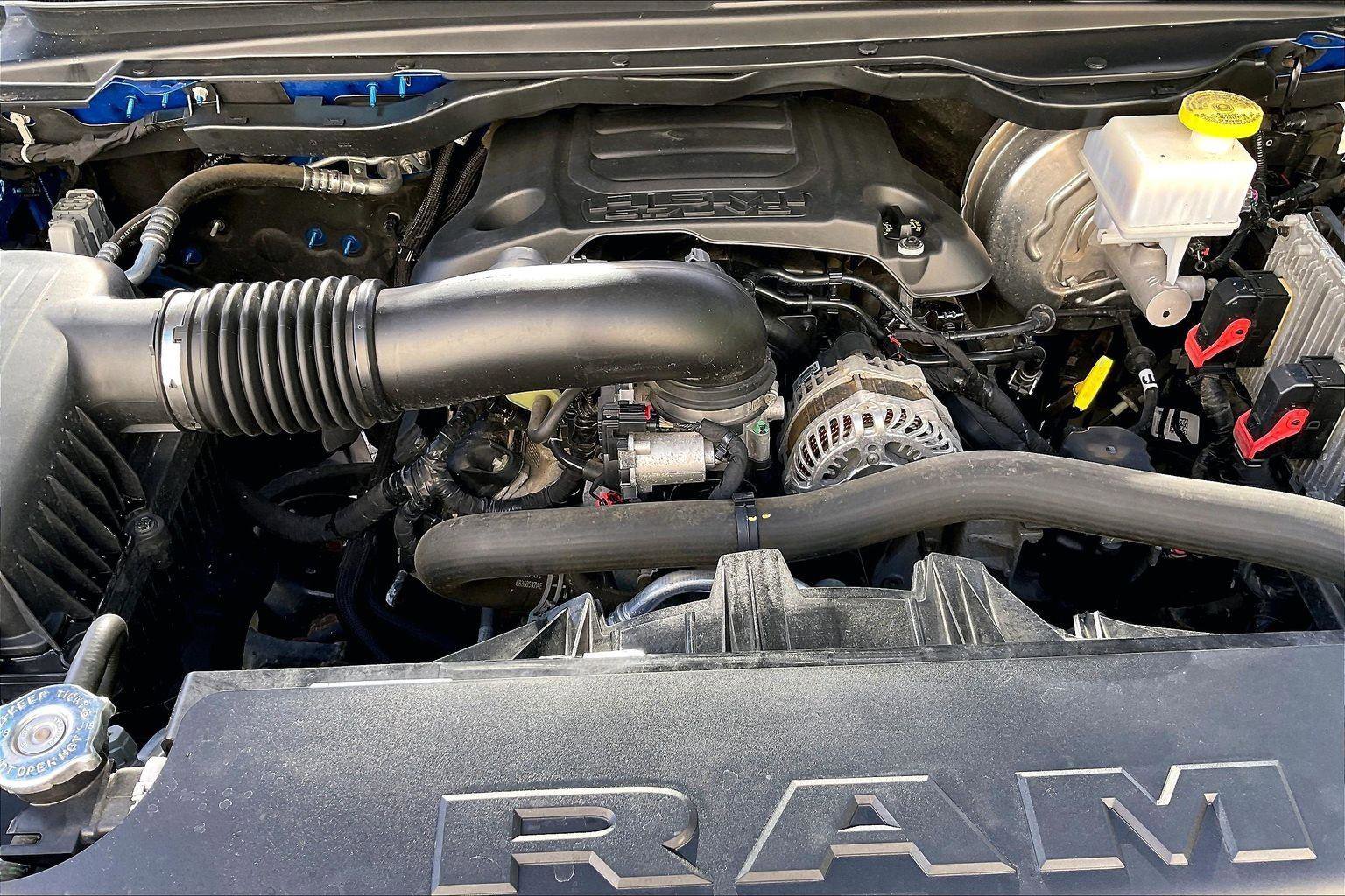 Used 2020 RAM 1500 Big Horn AWD/4WD image 11