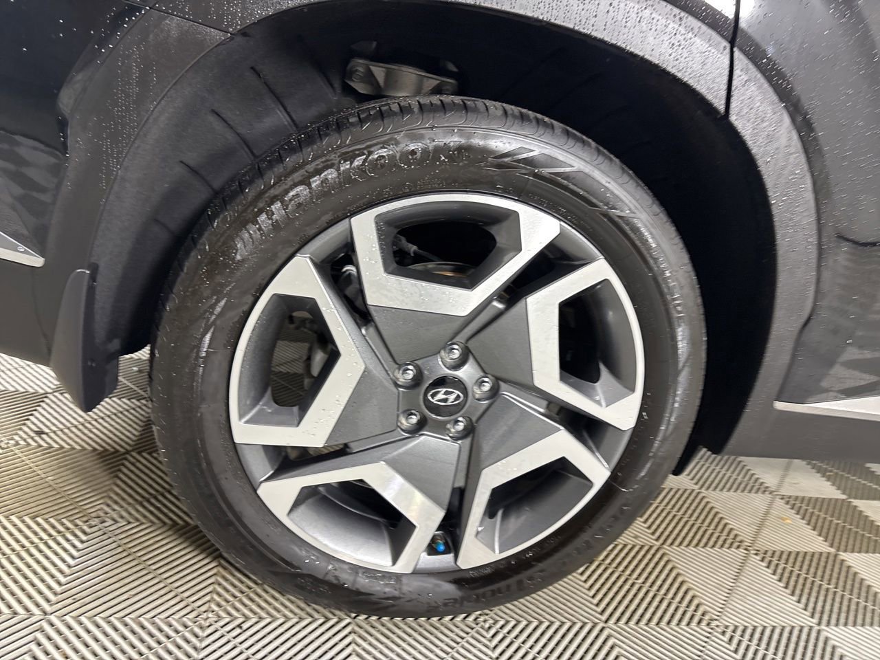 Used 2024 Hyundai Palisade Limited image 34