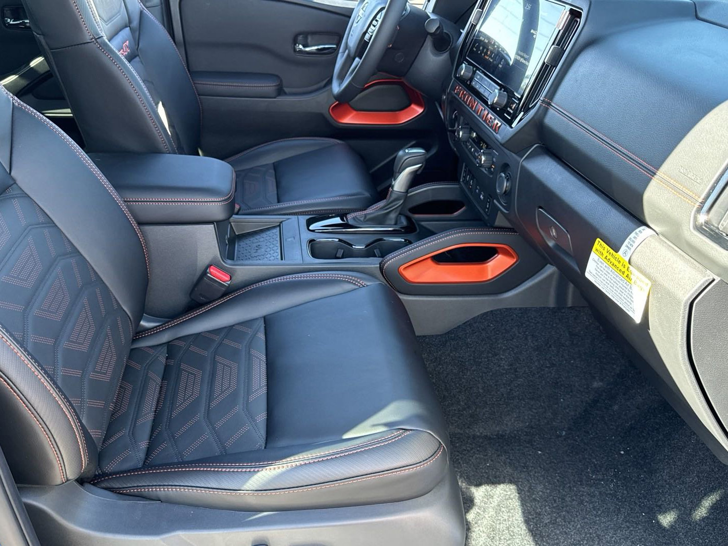 New 2025 Nissan Frontier PRO-4X w/ Pro Premium Package image 22