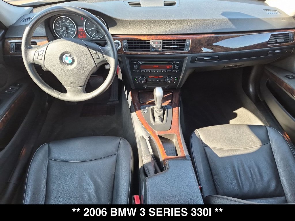 Used 2006 BMW 330i Sedan RWD image 28