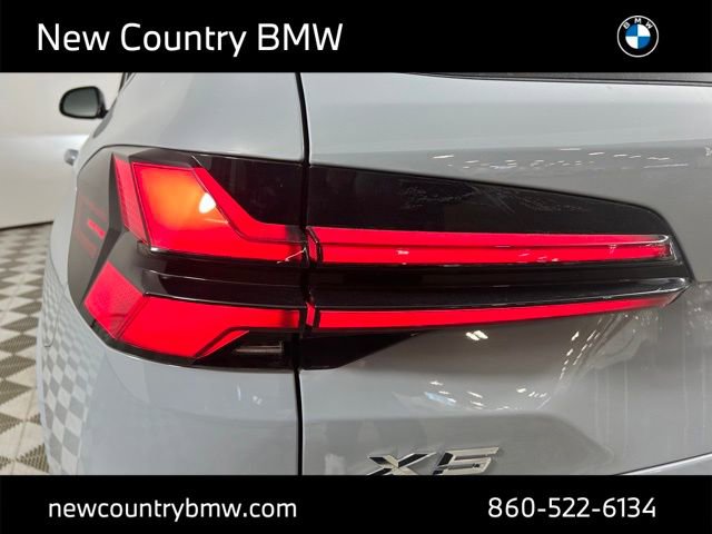 New 2026 BMW X5 xDrive40i w/ M Sport Package image 15