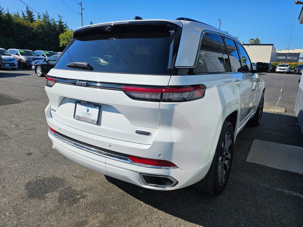 Used 2024 Jeep Grand Cherokee Overland w/ Advanced Protech Group III image 5