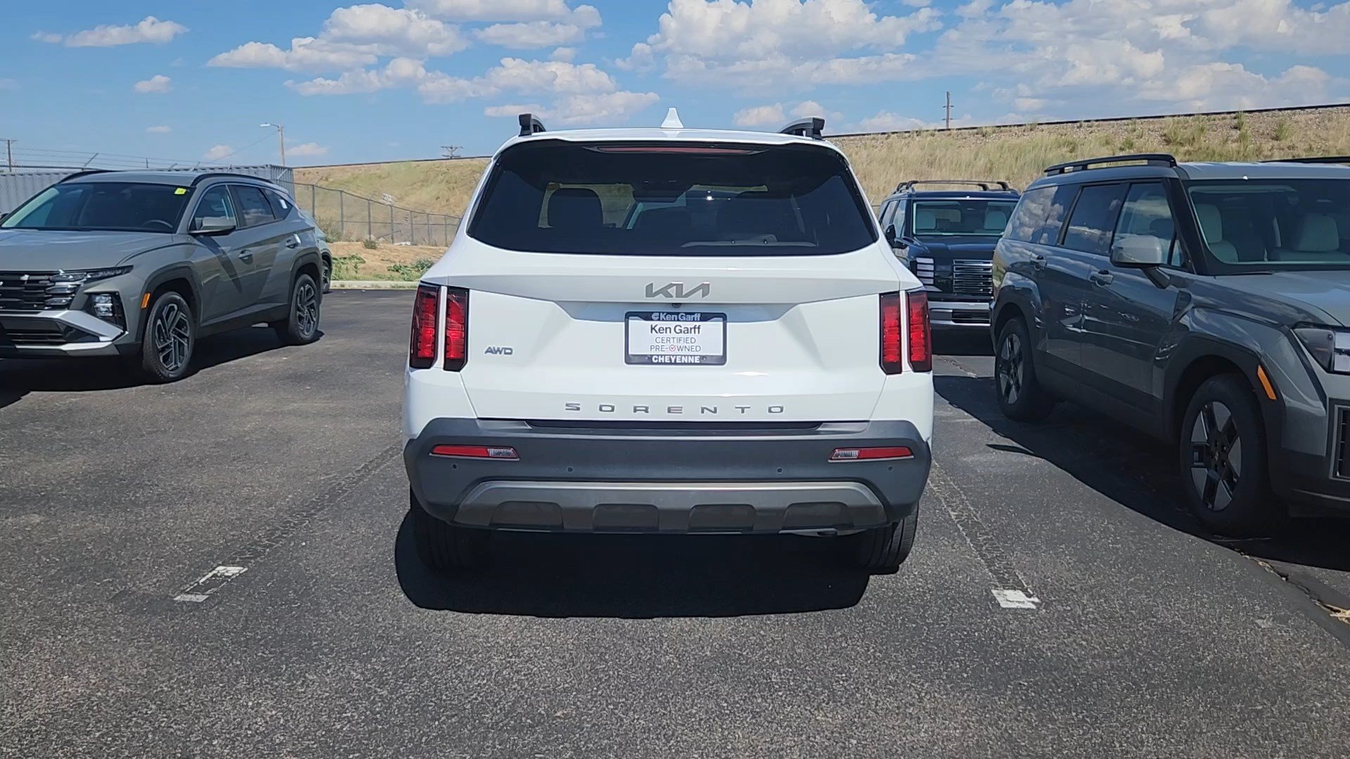 Used 2022 Kia Sorento S w/ Panoramic Sunroof Package AWD/4WD image 21