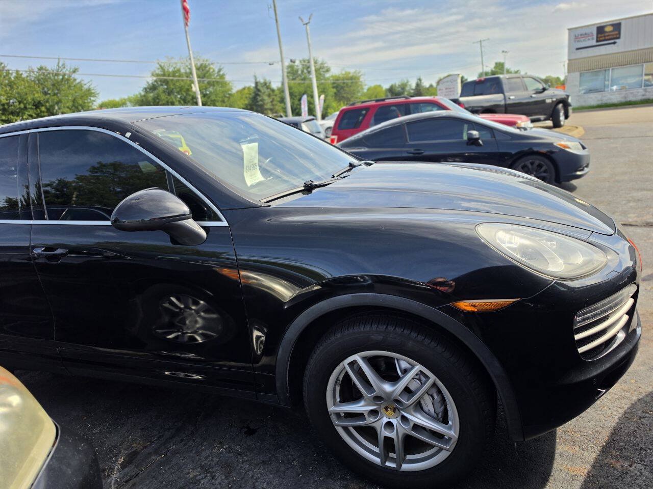 Used 2014 Porsche Cayenne Platinum Edition AWD/4WD image 7