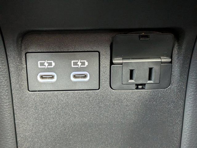 New 2025 Toyota Prius Plug-In Hybrid FWD image 14