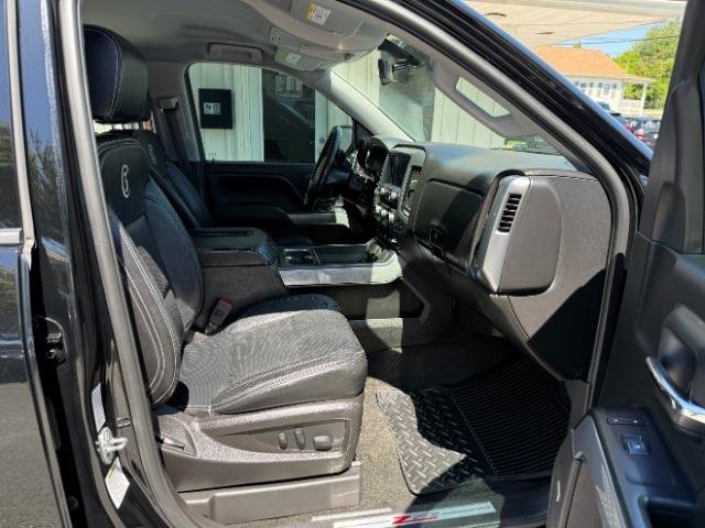 Used 2018 Chevrolet Silverado 1500 LT w/ All Star Edition AWD/4WD image 11