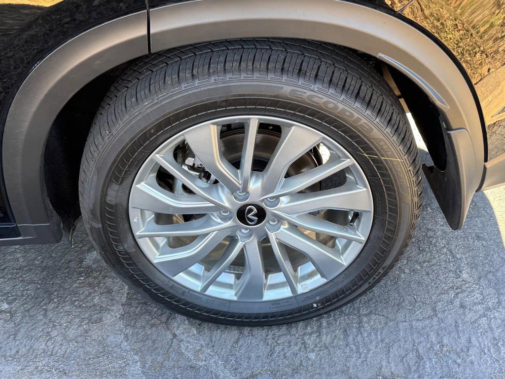 Used 2025 INFINITI QX50 Luxe image 5