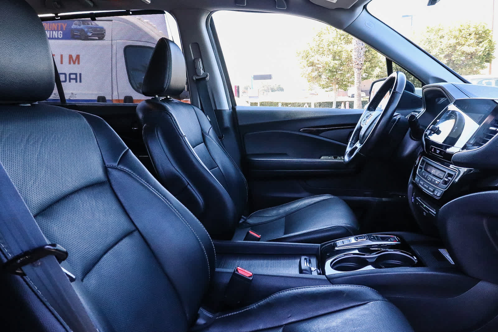 Used 2019 Honda Pilot Elite image 32