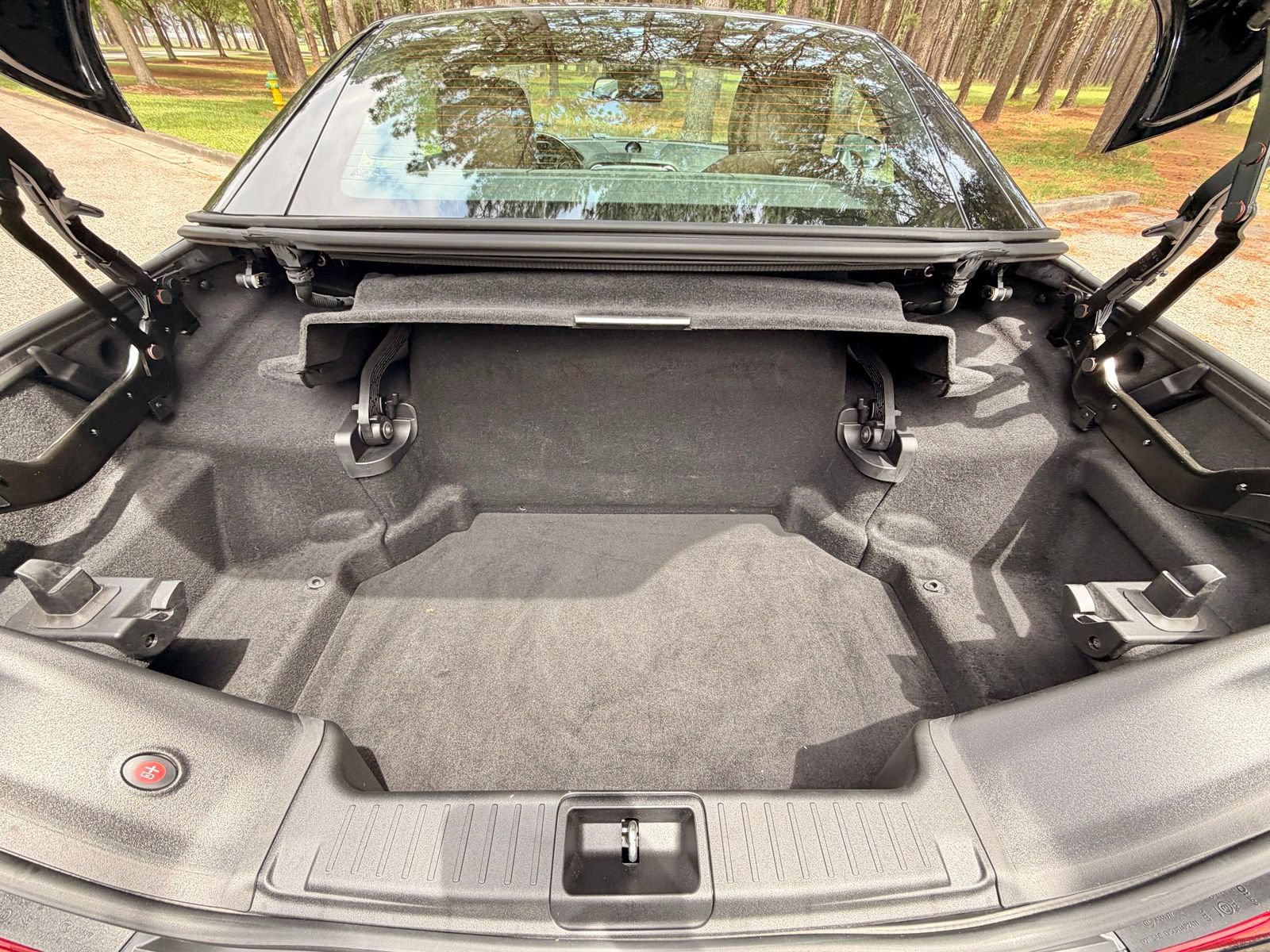 Used 2015 Mercedes-Benz SL 400 image 12