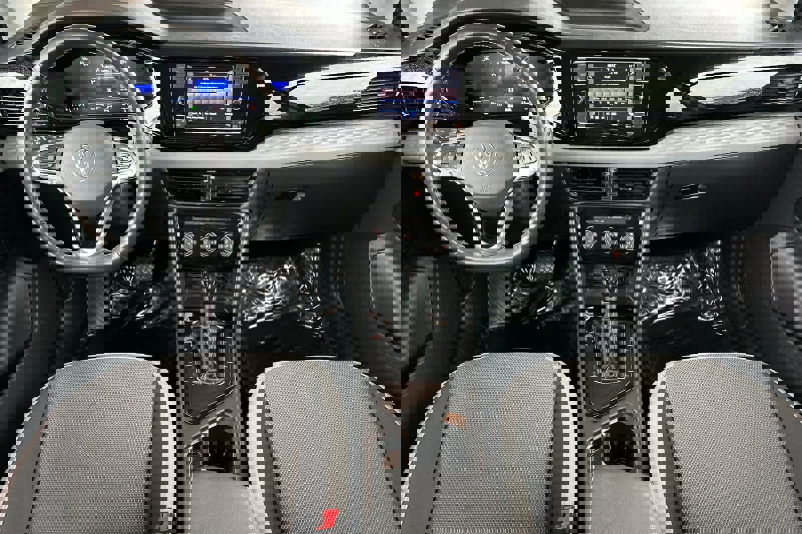 Used 2024 Volkswagen Taos S image 3