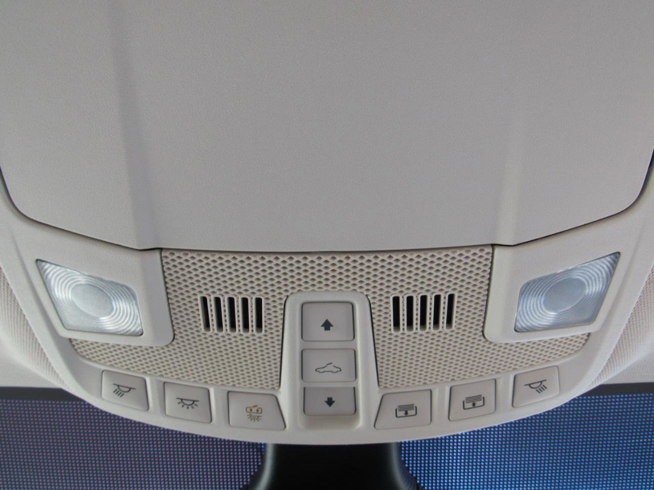 Used 2019 Ford Edge Titanium w/ Equipment Group 301A image 26