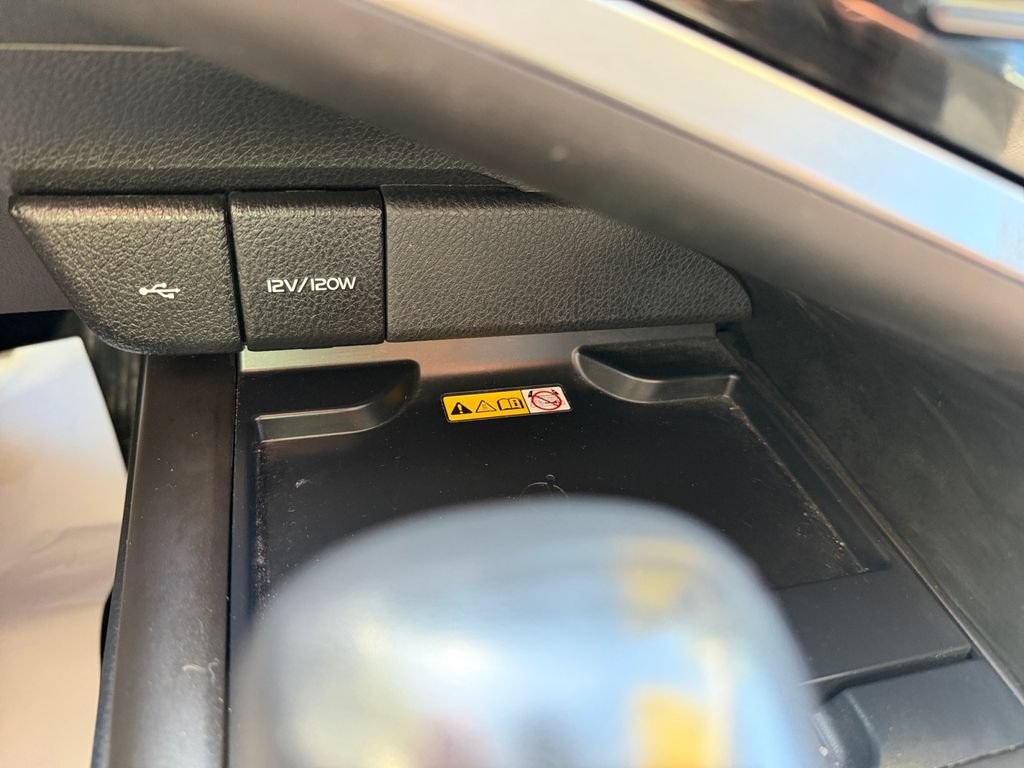 Used 2023 Toyota Camry XLE w/ Cold Weather Package FWD image 24