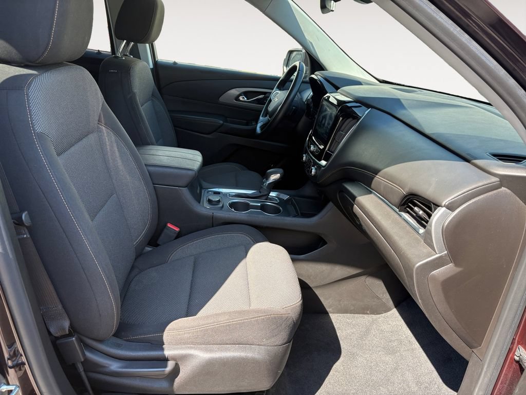 Used 2021 Chevrolet Traverse LT AWD/4WD image 15