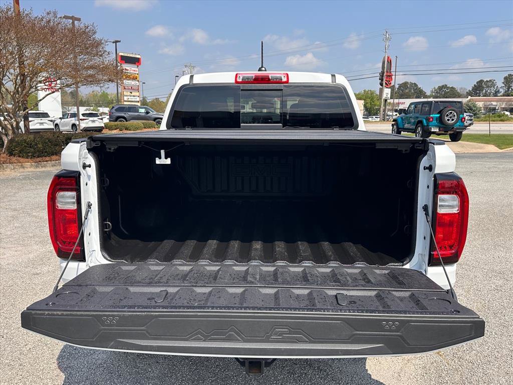 Used 2025 GMC Canyon Denali image 31