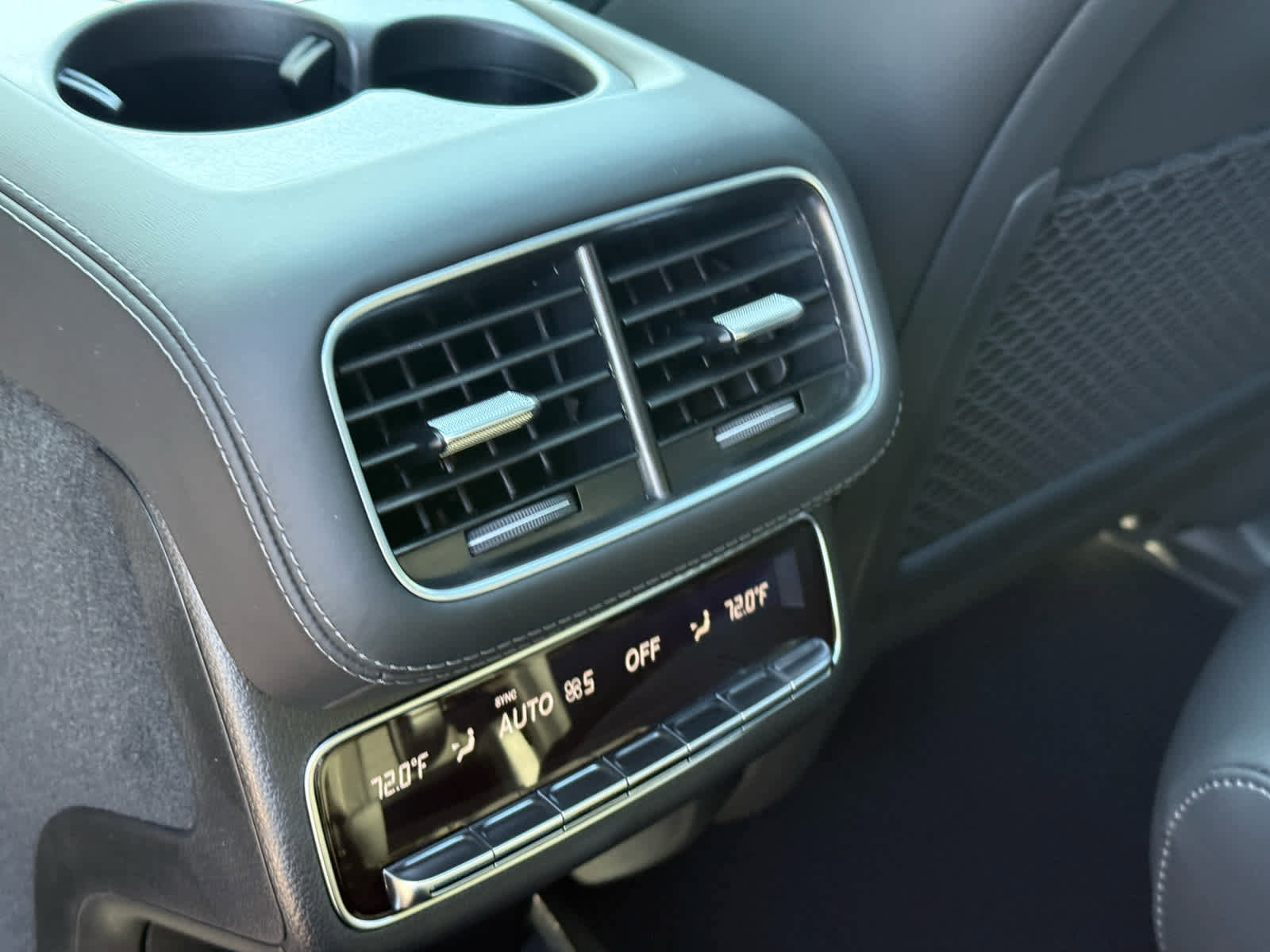 New 2026 Mercedes-Benz GLS 580 4MATIC image 33