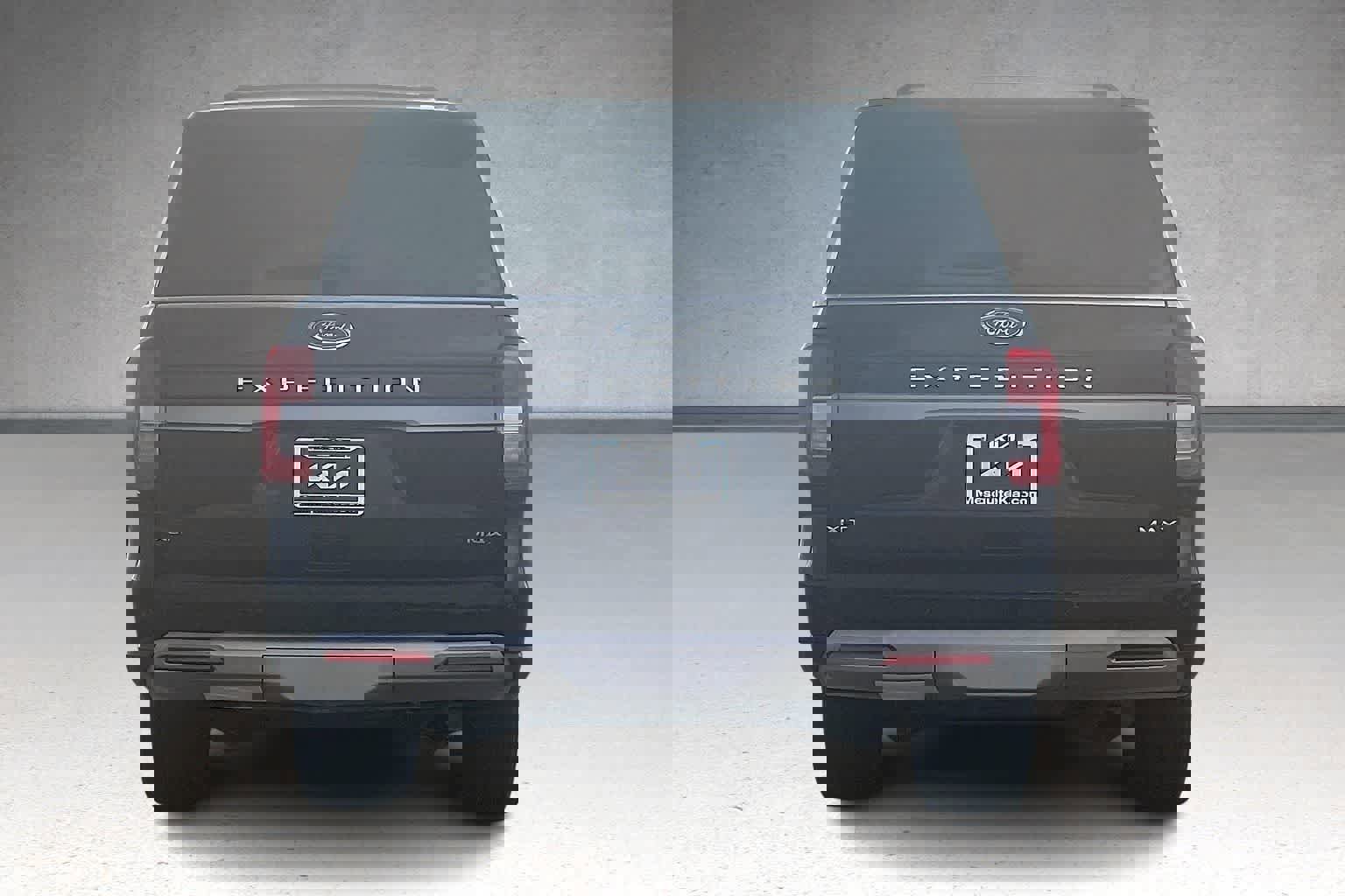 Used 2024 Ford Expedition Max XLT image 5