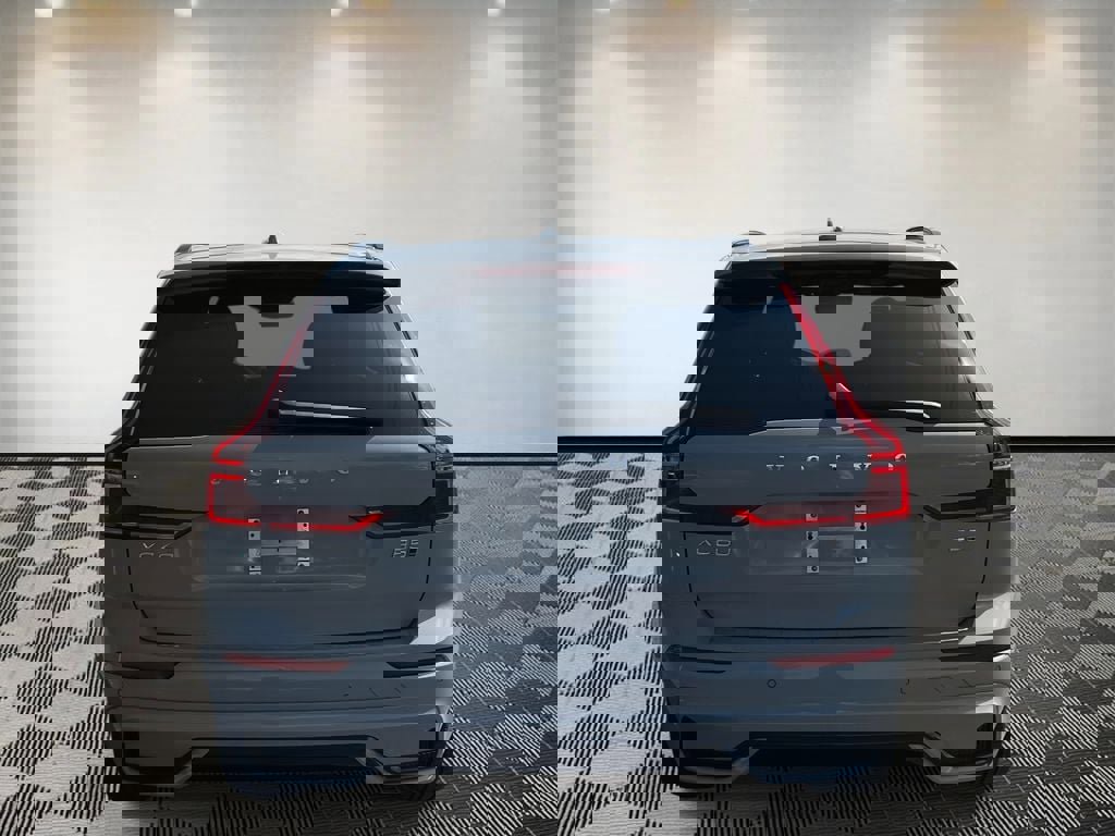 New 2026 Volvo XC60 B5 Plus w/ Protection Package Premier image 4