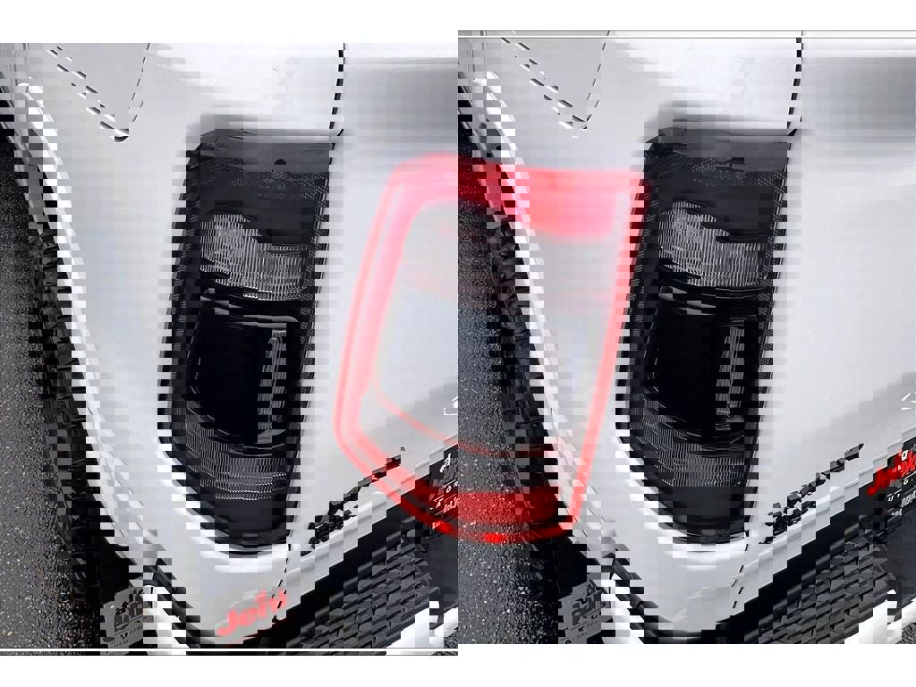 Used 2024 RAM 1500 Limited image 30