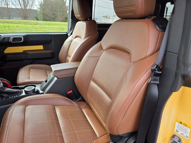 Used 2024 Ford Bronco Heritage Edition image 2