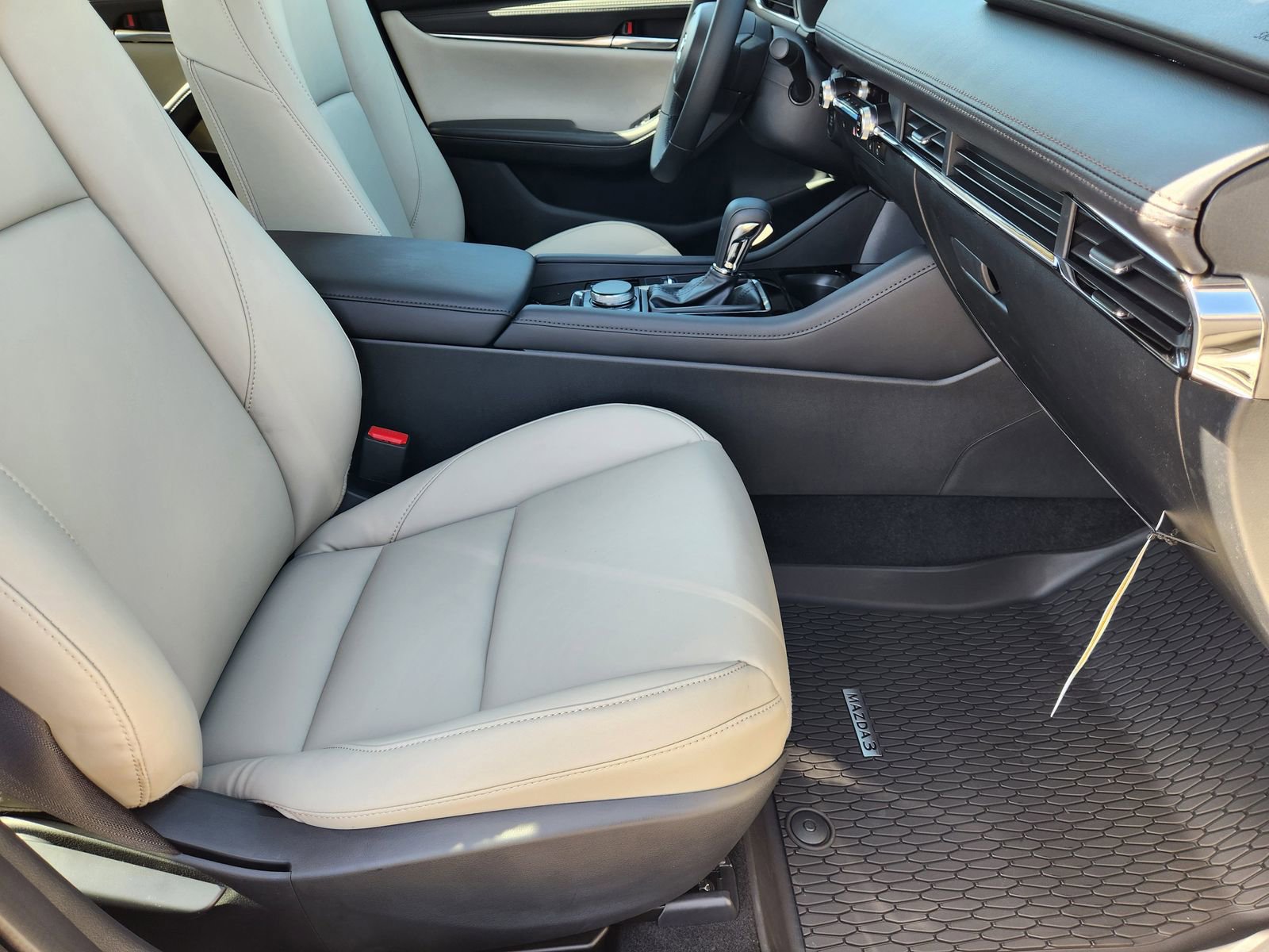 New 2025 MAZDA MAZDA3 s image 14