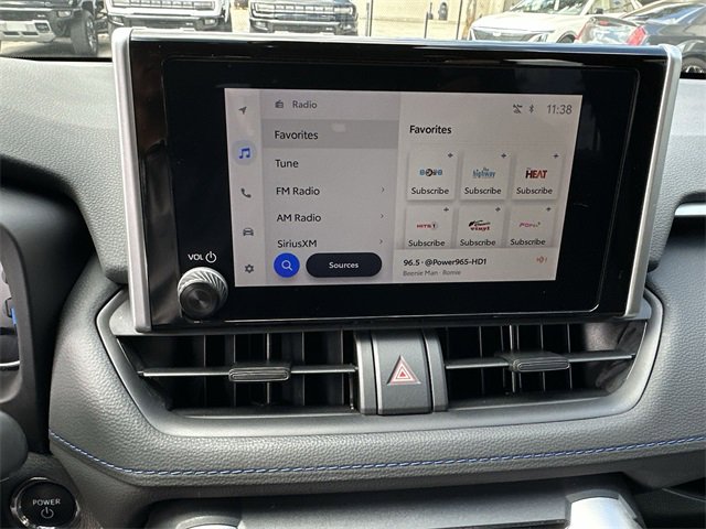 Used 2024 Toyota RAV4 SE image 24