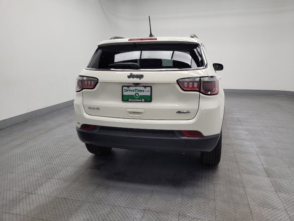 Used 2018 Jeep Compass Latitude w/ Popular Equipment Group AWD/4WD image 7