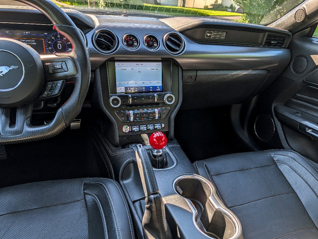 Used 2020 Ford Mustang GT Premium w/ GT Performance Package RWD image 18