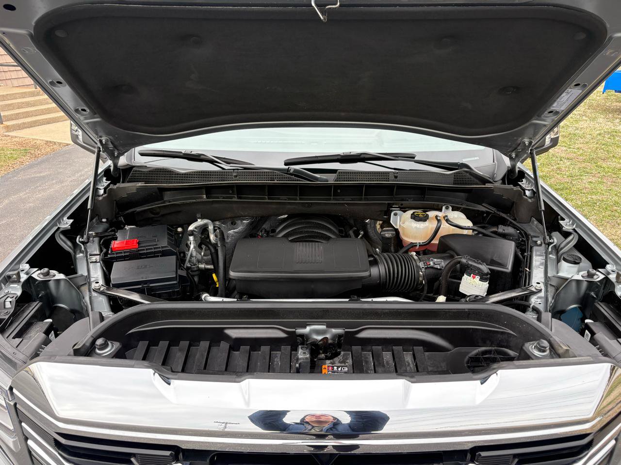 Used 2025 GMC Sierra 1500 SLT image 8