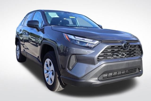 Used 2024 Toyota RAV4 LE image 2
