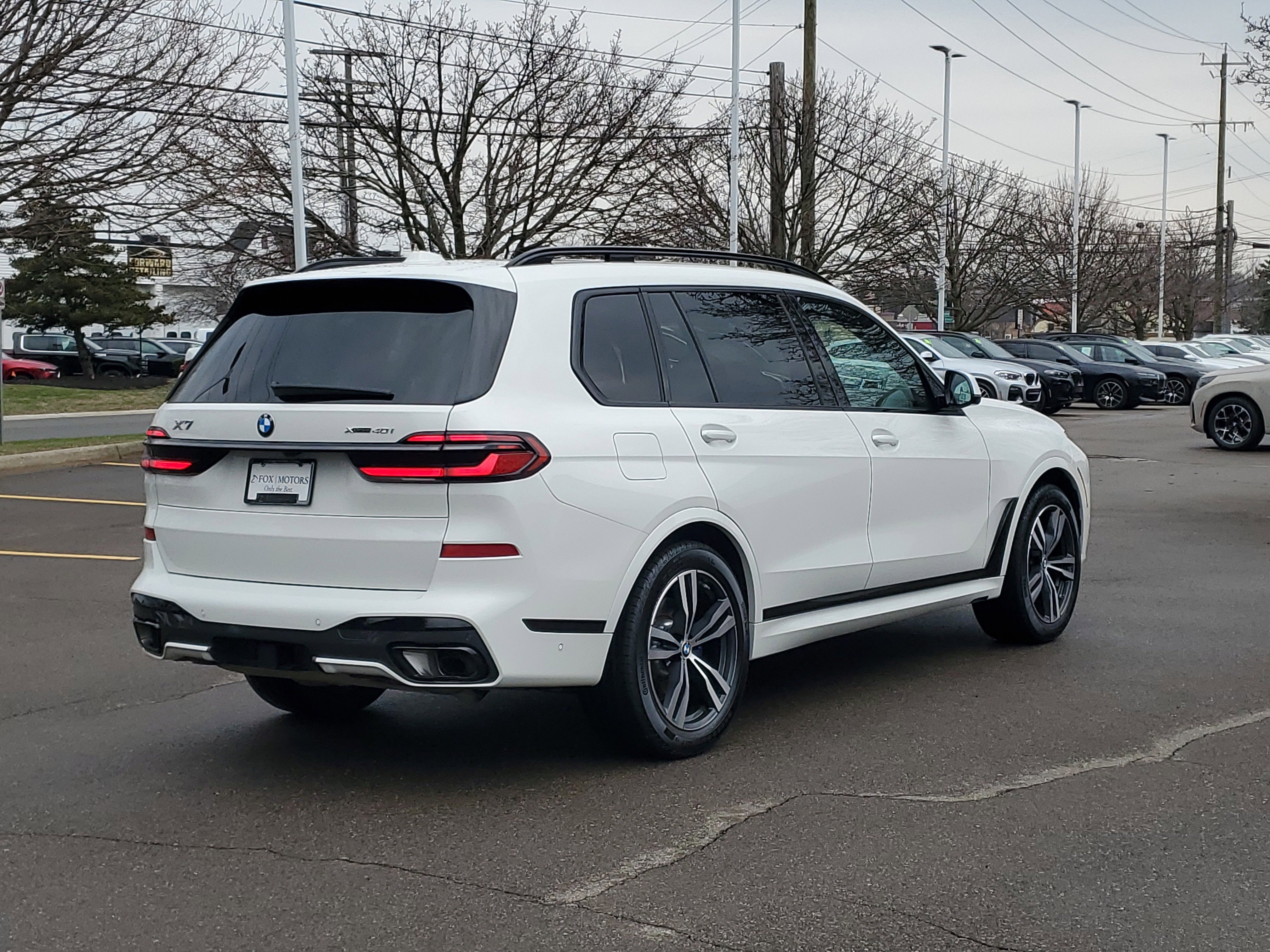 Certified 2025 BMW X7 xDrive40i w/ M Sport Package image 3