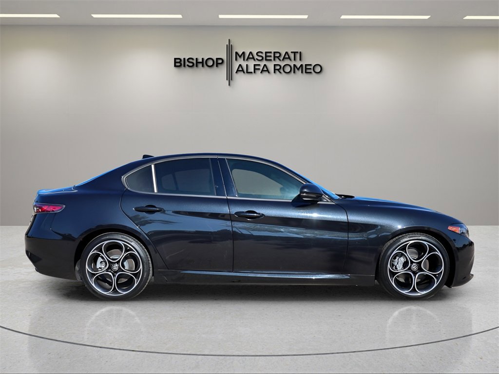 New 2025 Alfa Romeo Giulia w/ Driving Assist Package image 8